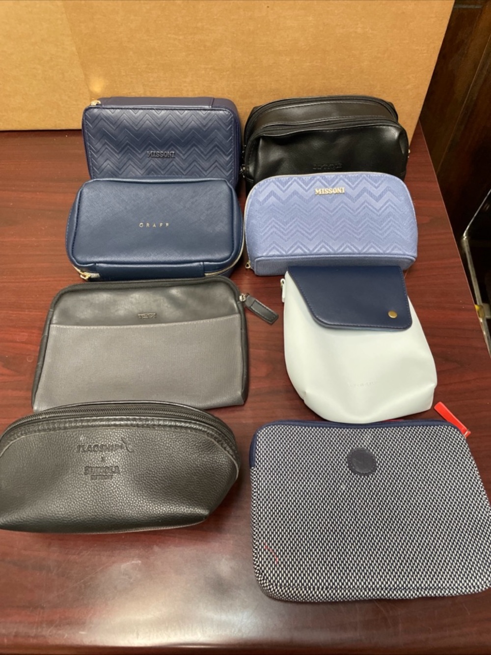 Airlines Travel Amenity Kit Toiletry Bags Shinola Diptyque Tumi Delta Lot Of 8